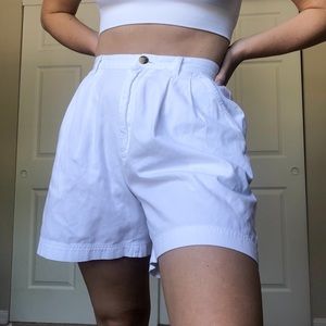 Vintage Relaxed Fit White Shorts